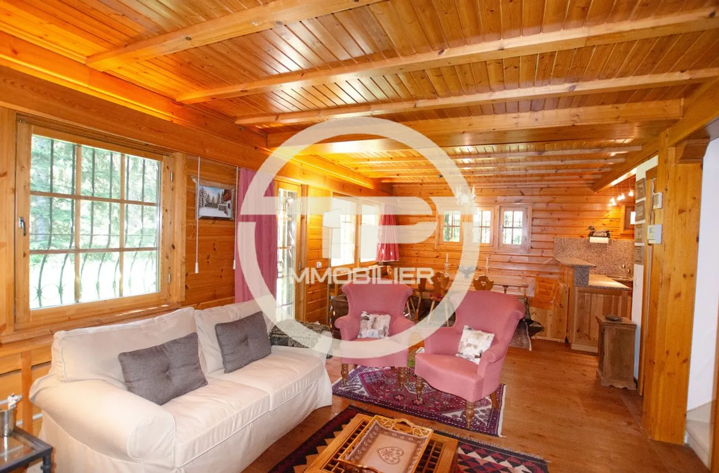 Charming Chalet Surrounded by Nature, Just Minutes from the Heart of Crans - Offering Peace and Serenity / Ref. 1007-677 - Photo 11 of 13