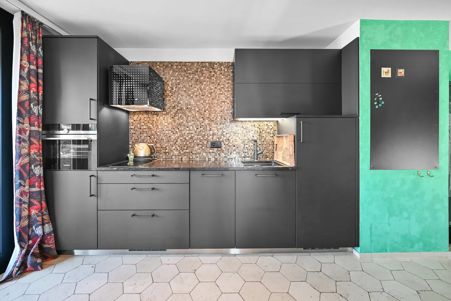 TERRITET - SPACIEUX 2.5 PIECES RENOVE - Photo 4 sur 8