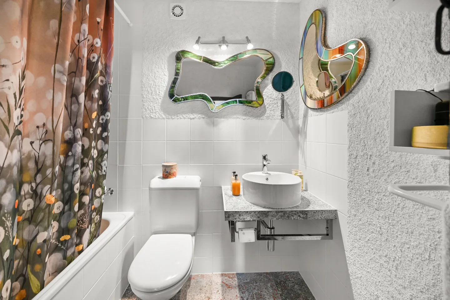 TERRITET - SPACIEUX 2.5 PIECES RENOVE - Photo 6 sur 8