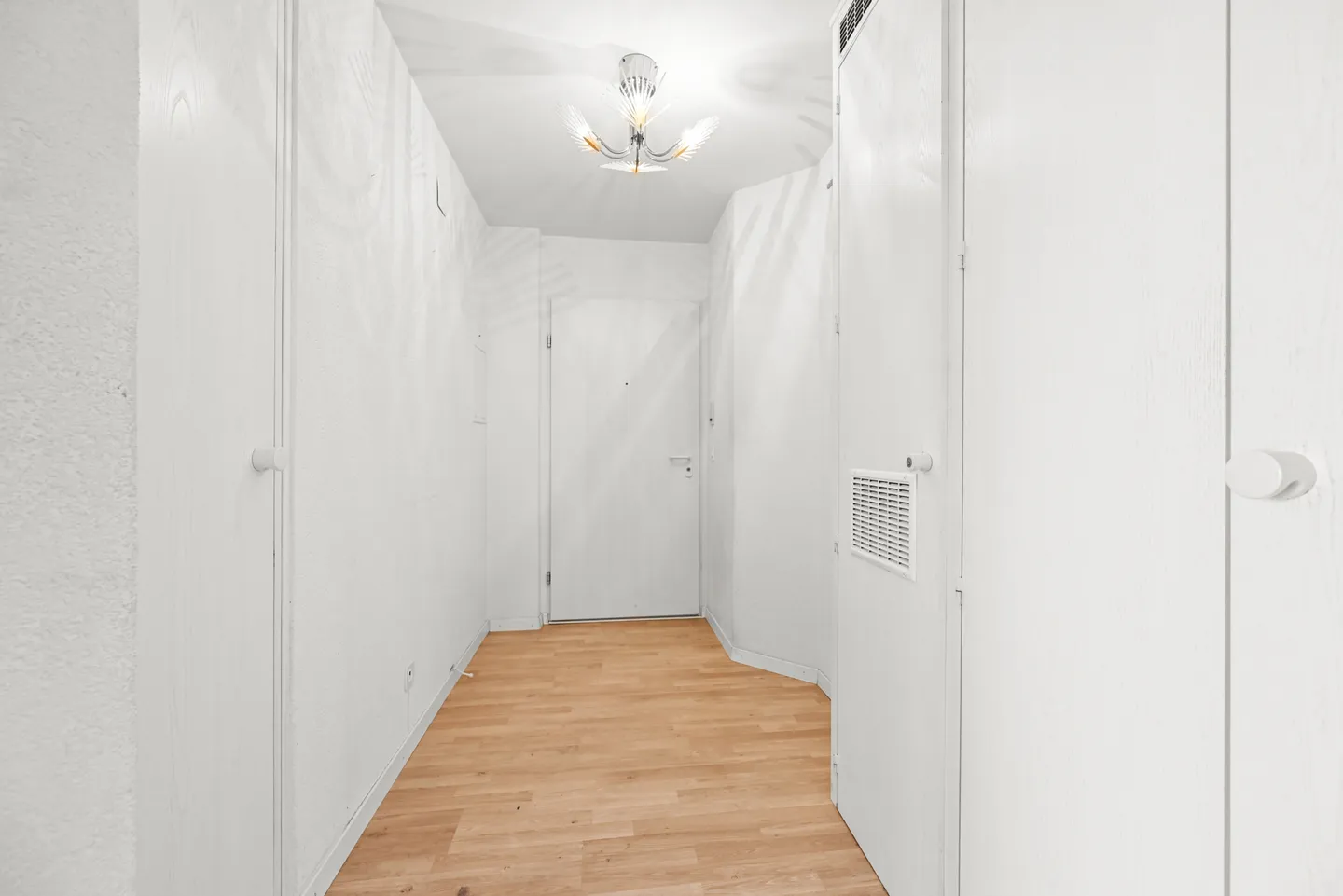 MONT-PÈLERIN - 3.5 PIECES AVEC VUE IMPRENABLE ET CALME ABSOLU - Photo 6 sur 11