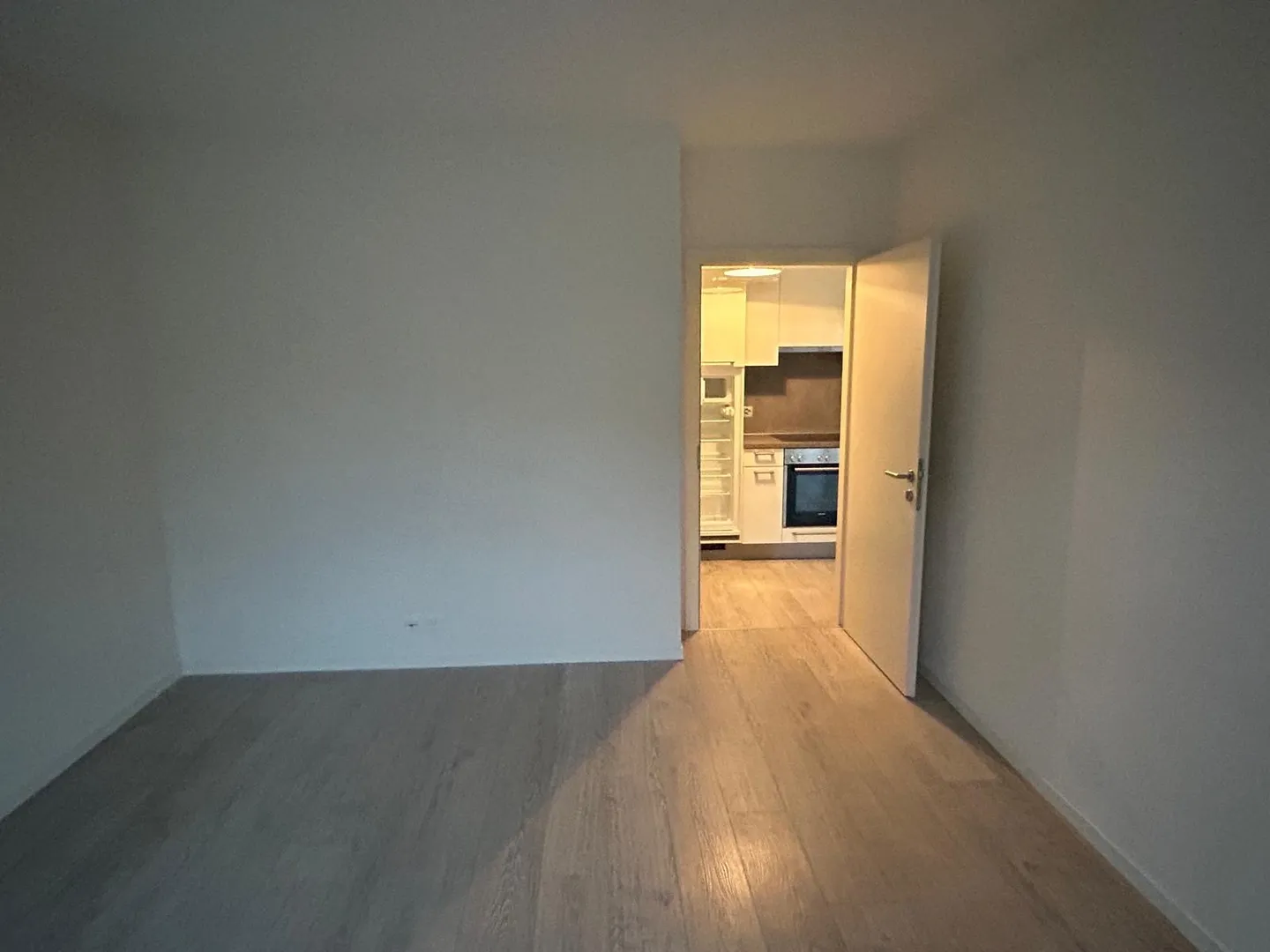 VEVEY - 2.5 ROOM APARTMENT WITH BALCONY - Photo 7 of 11