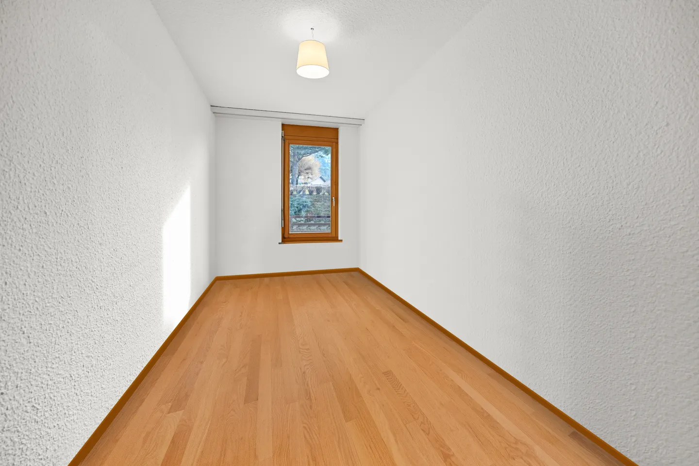 BRENT - VILLA INDIVIDUELLE DE 6.5 PIECES AVEC BELLE VUE LAC ET PISCINE - Photo 7 sur 13