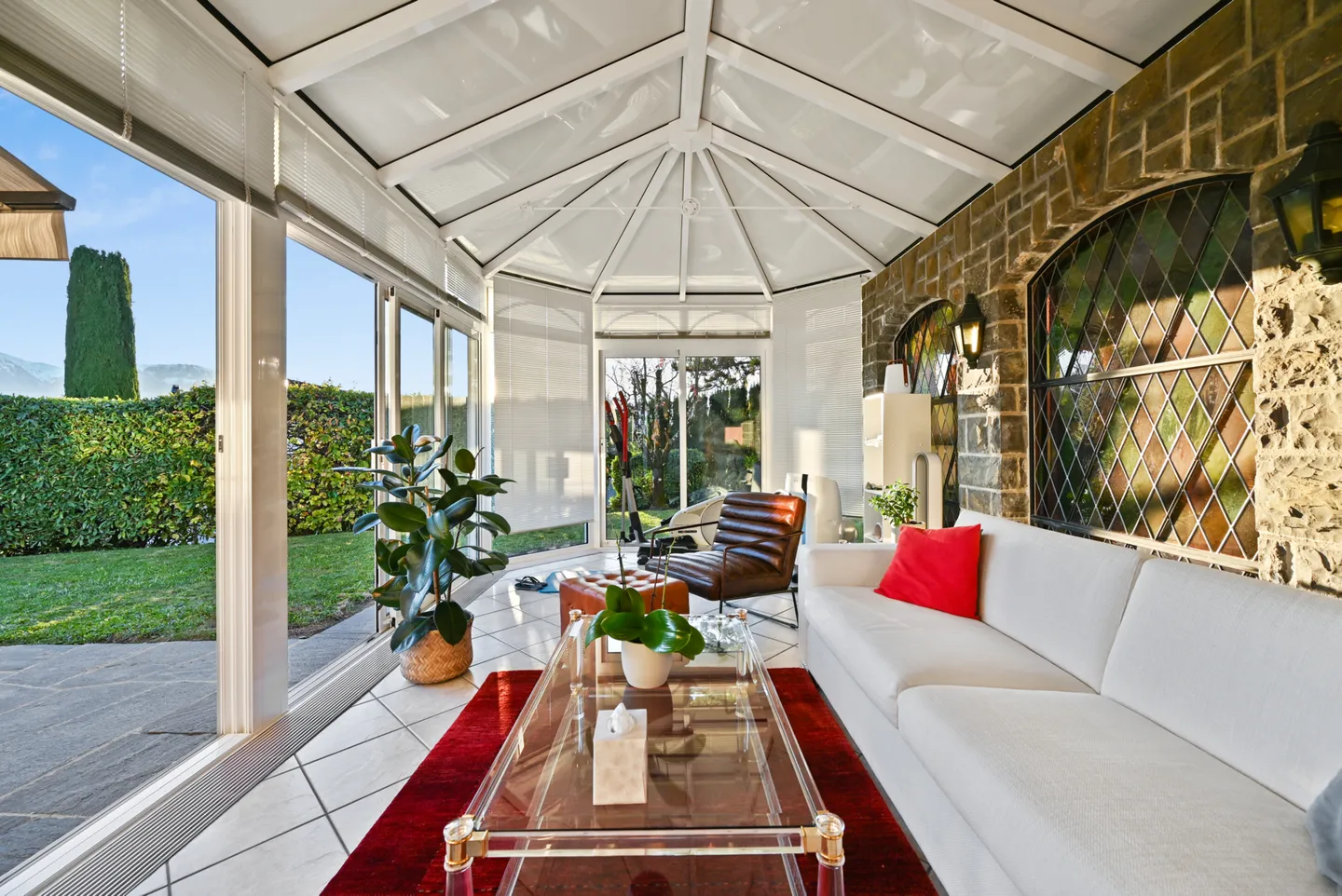 PRICE DROP! SAINT-LEGIER - LUXURIOUS HIGH-STANDARD VILLA - Photo 12 of 13