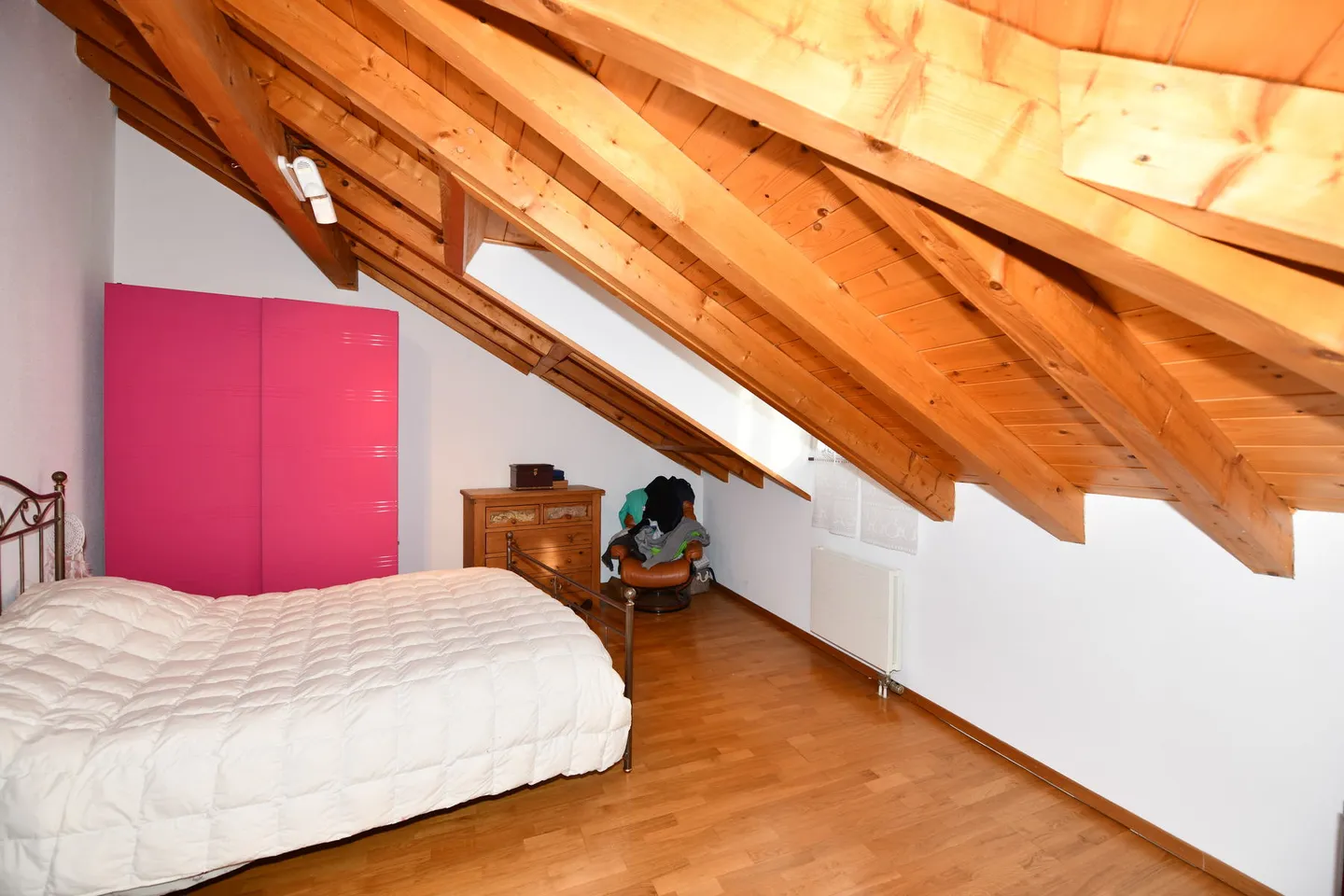 AIGLE - IMMEUBLE 3 APPARTEMENTS + 8 PLACES PARC - Photo 10 sur 13