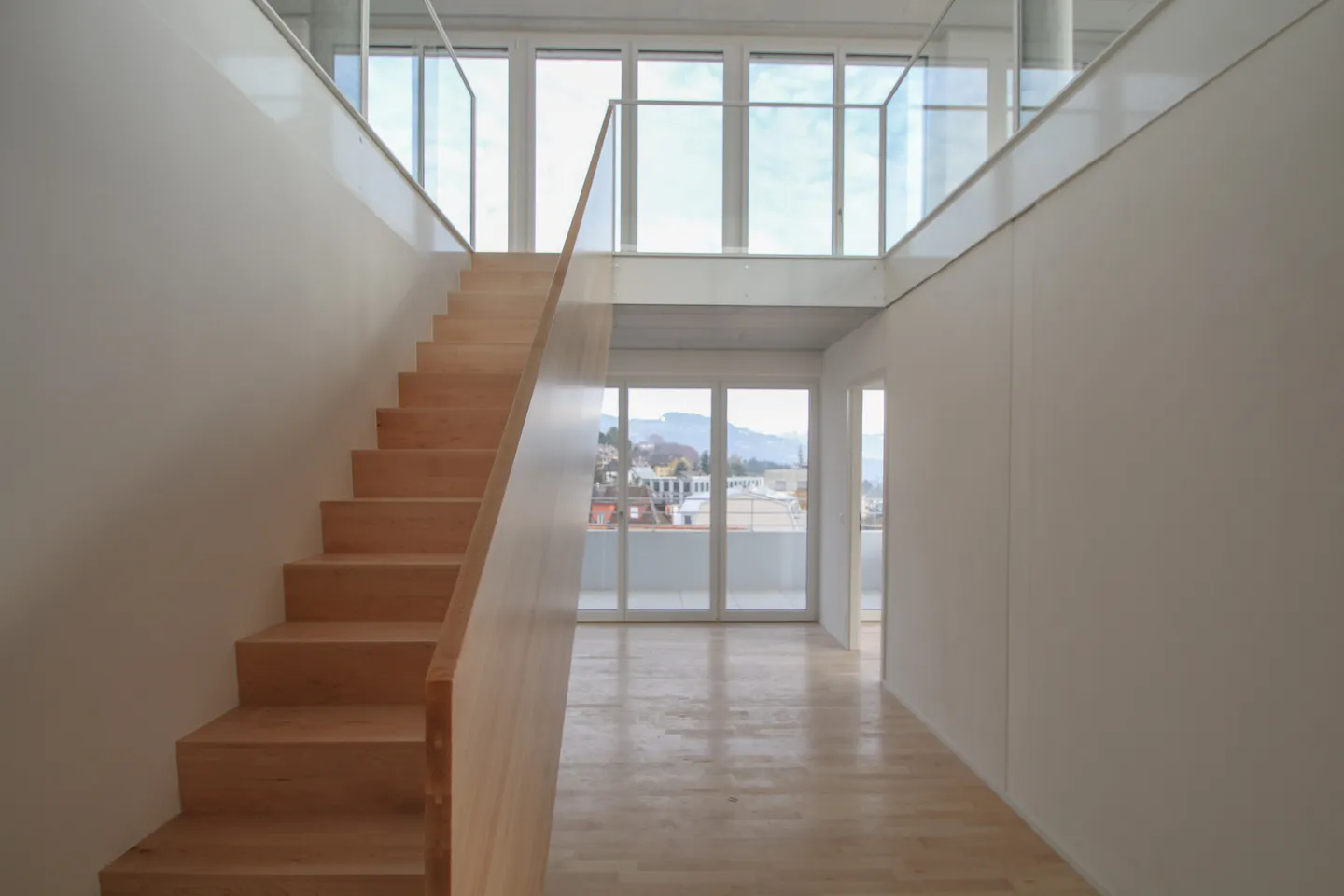 PULLY - AVENUE DU PRIEURE 13 - 6-ROOM APARTMENT of 185 M2 - Photo 4 of 7