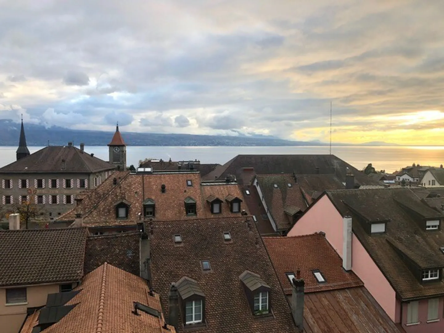 PULLY - AVENUE DU PRIEURE 13 - 6-ROOM APARTMENT of 185 M2 - Photo 6 of 7