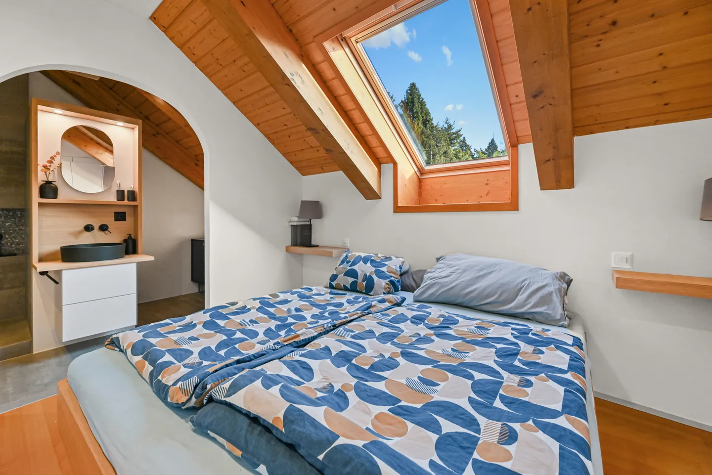 MONTREUX - MAGNIFICENT DUPLEX PENTHOUSE OF 6.5 ROOMS - Photo 5 of 13