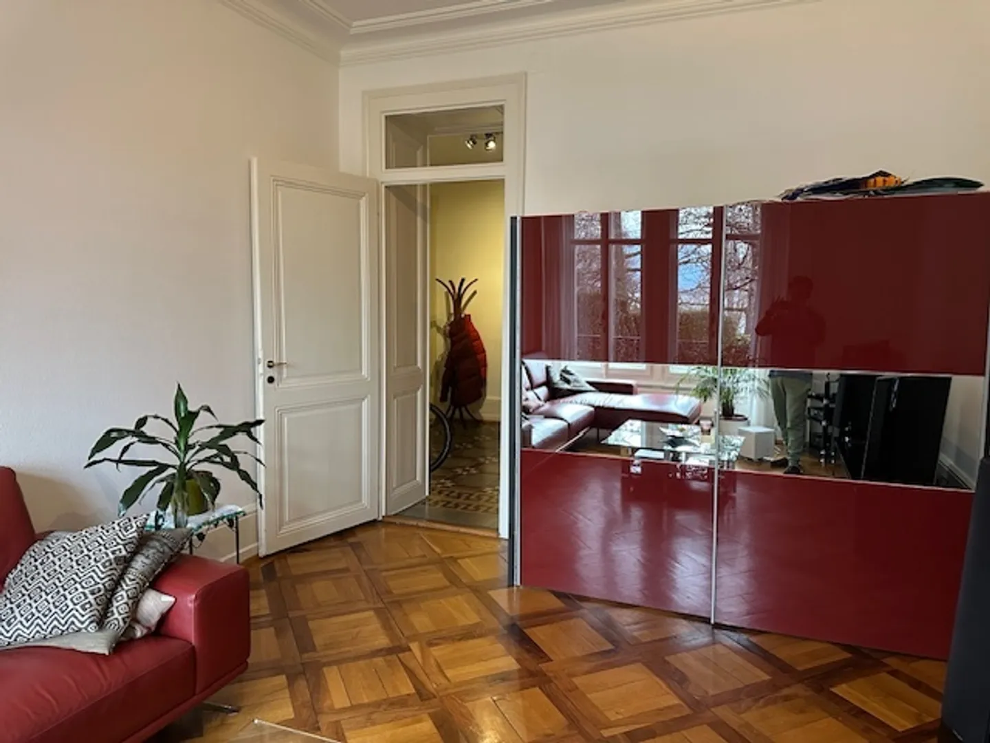 Zu vermieten - Wunderschöne charmante Wohnung in Montreux mit Garten - Foto 3 von 13