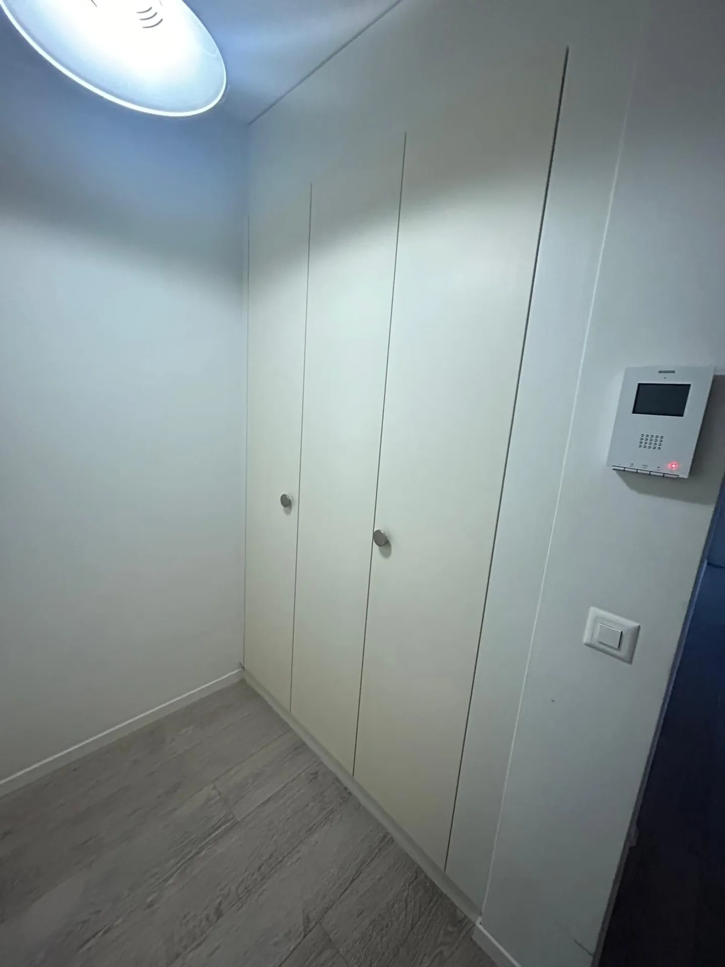 Appartement spacieux avec balcon - Photo 10 sur 11