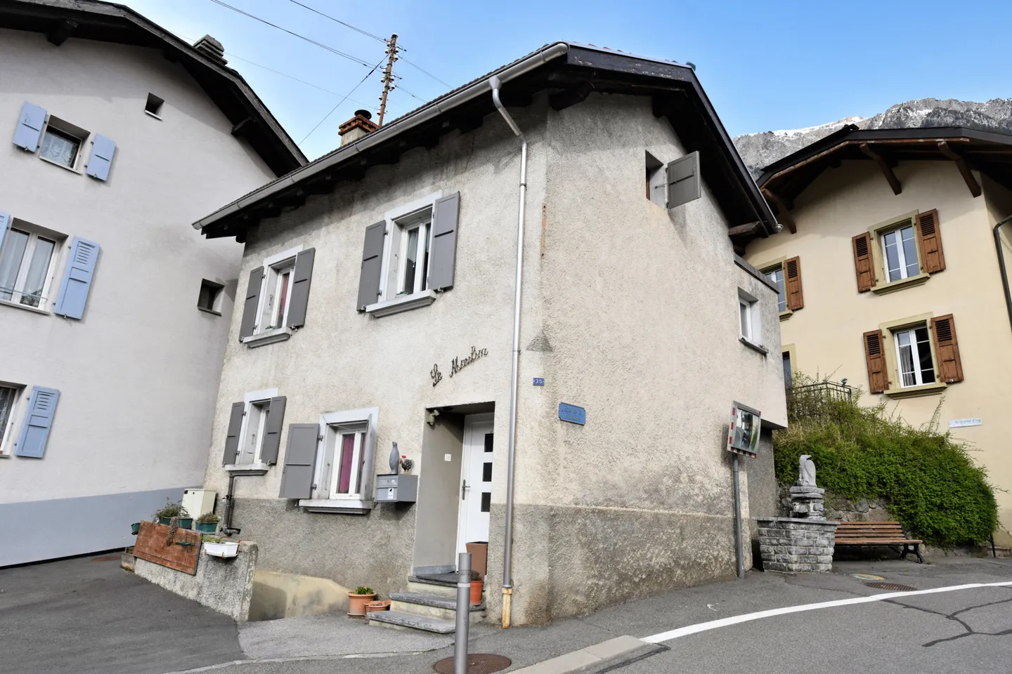 FULLY - RIDUZIONE DEL PREZZO - AFFASCINANTE CASA DI VILLAGGIO 3.5 STANZE - Foto 12 di 12