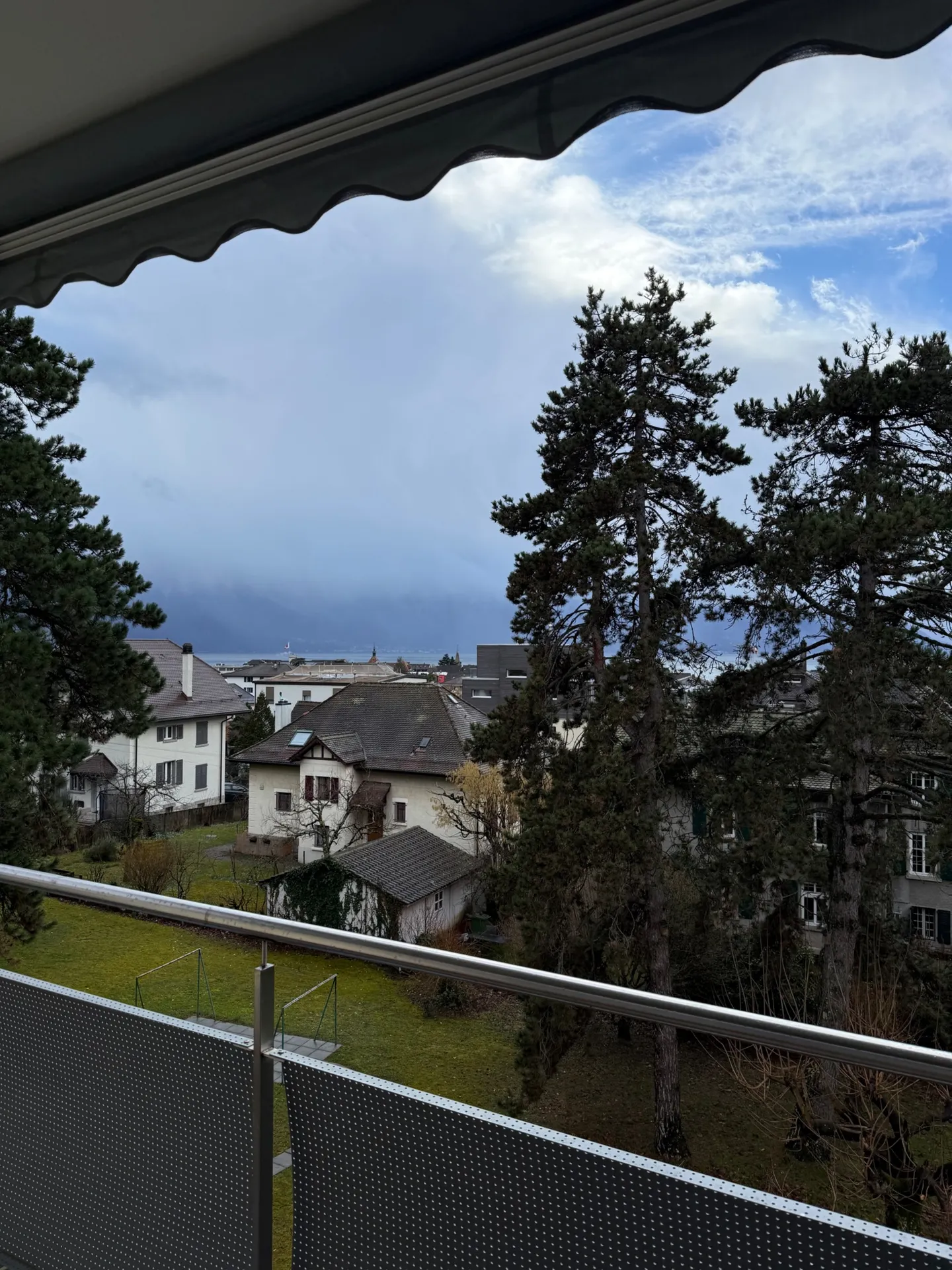 La Tour-de-Peilz - avenue de la Perrausaz 14 - appartamento di 4.5 - Foto 1 di 3