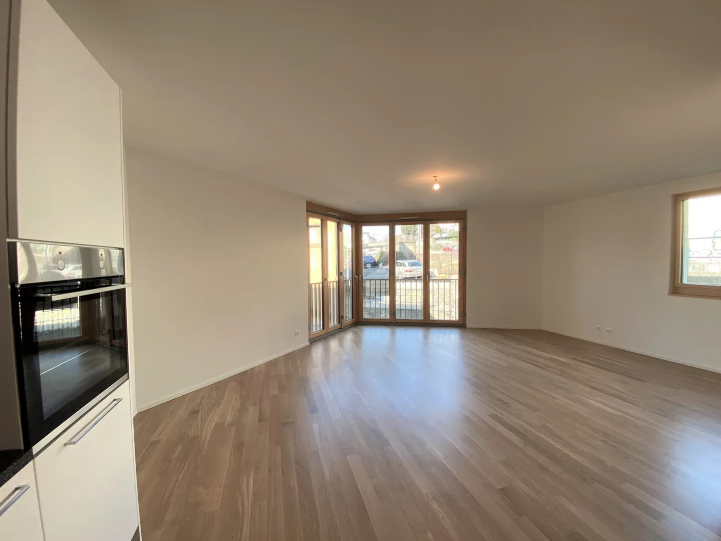 MONTREUX - GERÄUMIGE 2.5-ZIMMER-WOHNUNG LOT 9 - Foto 6 von 13