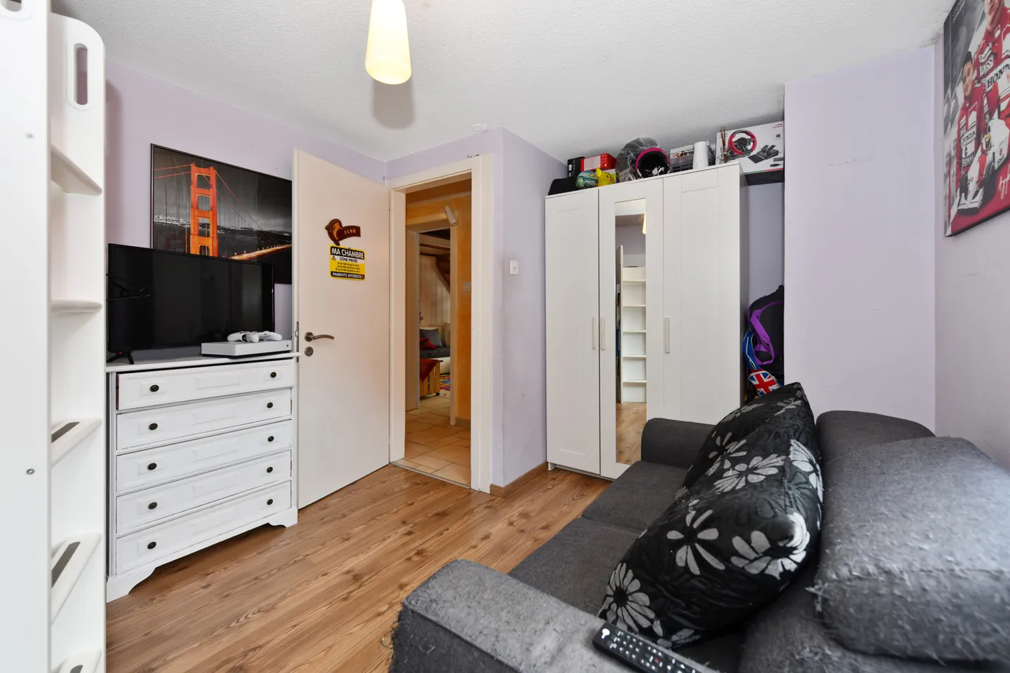 FULLY - RIDUZIONE DEL PREZZO - AFFASCINANTE CASA DI VILLAGGIO 3.5 STANZE - Foto 10 di 12