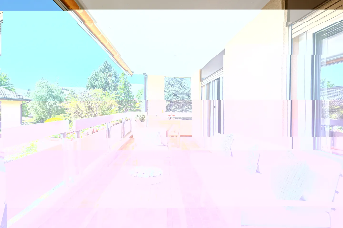 BLONAY - SPAZIOSO E LUMINOSO 5.5 STANZE - Foto 1 di 13