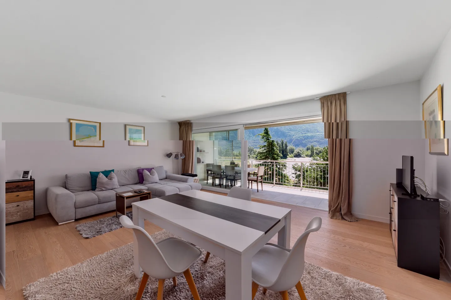 SAILLON - DIE BÄDER VON SAILLON - 3,5 ZIMMER HOCHWERTIGE WOHNUNG - Foto 3 von 13