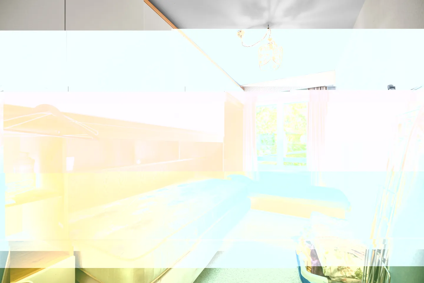 MONTREUX - SPACIOUS 4.5 ROOMS WITH UNOBSTRUCTED VIEW - Photo 9 of 11