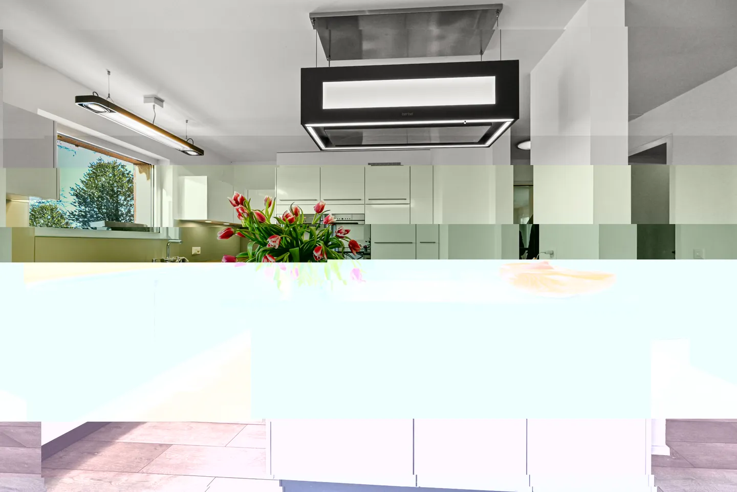 CHERNEX - GERÄUMIGE DOPPELVILLA MIT 5.5 ZIMMERN - Foto 6 von 13