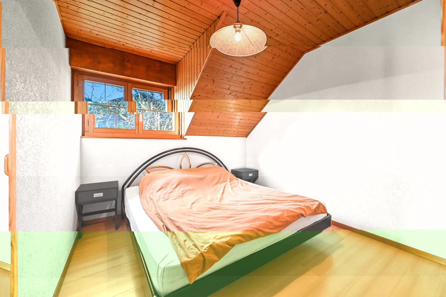 CHERNEX - GERÄUMIGE DOPPELVILLA MIT 5.5 ZIMMERN - Foto 7 von 13