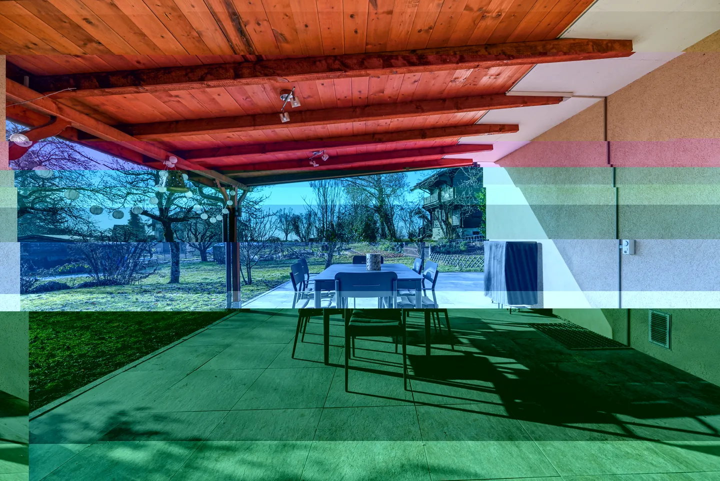 CHERNEX - GERÄUMIGE DOPPELVILLA MIT 5.5 ZIMMERN - Foto 13 von 13