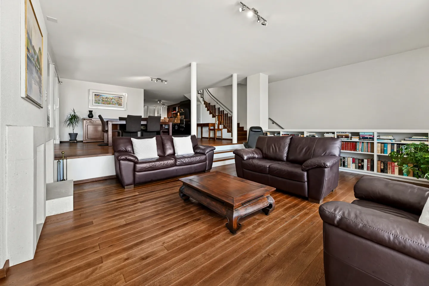 CHAILLY-SUR-MONTREUX - AUSGEZEICHNETE DOPPELHAUSHÄLFTE 7,5 ZIMMER - AUSSICHT - Foto 5 von 13