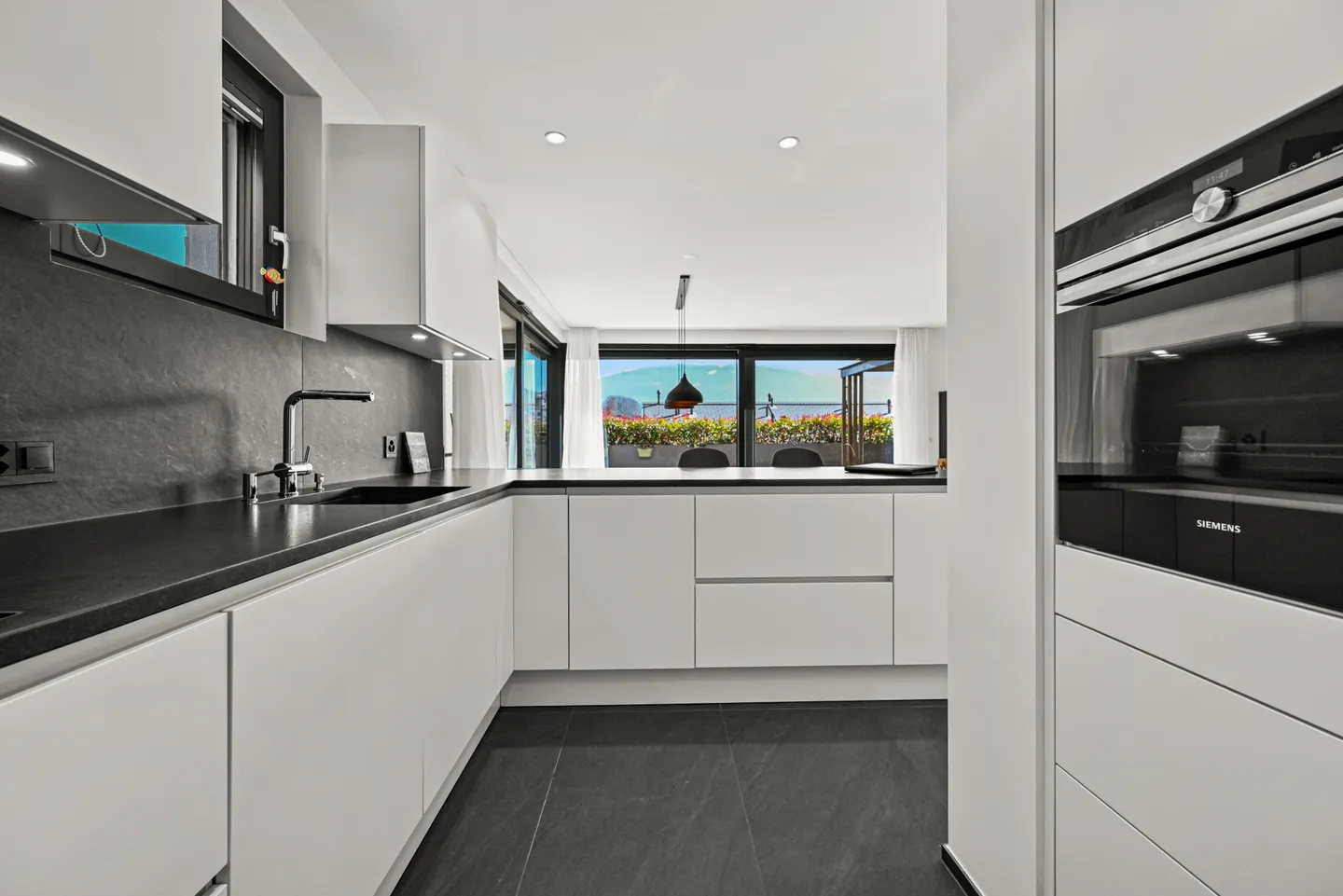 Charmante Villa in Jongny - Foto 7 von 13