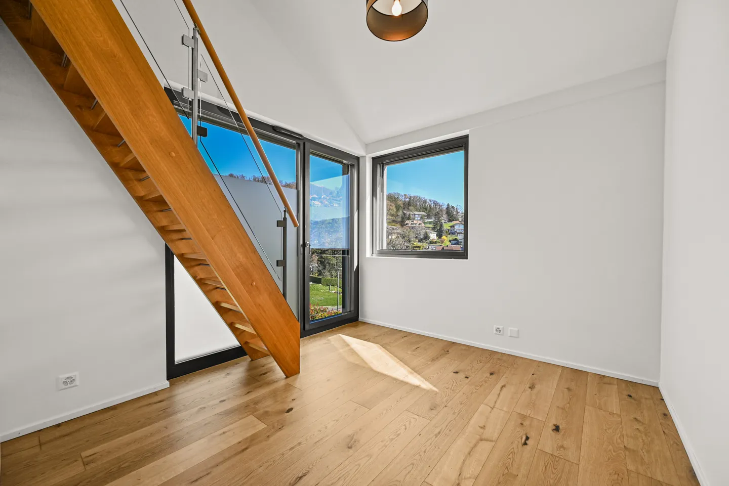 Charmante Villa in Jongny - Foto 3 von 13