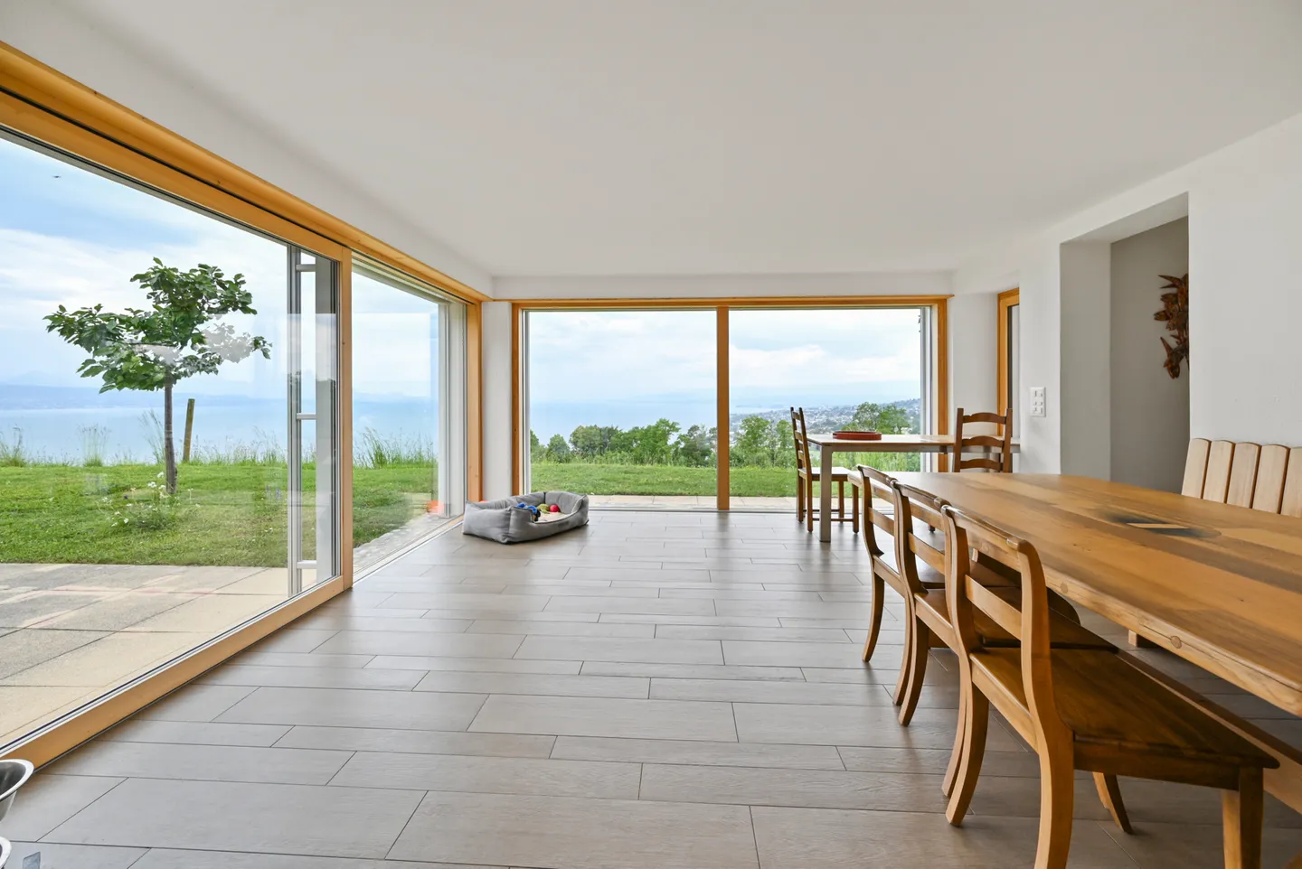 LUTRY - UNIQUE! MAGNIFICENT VILLA IN THE HEART OF THE VINES - Photo 4 of 13