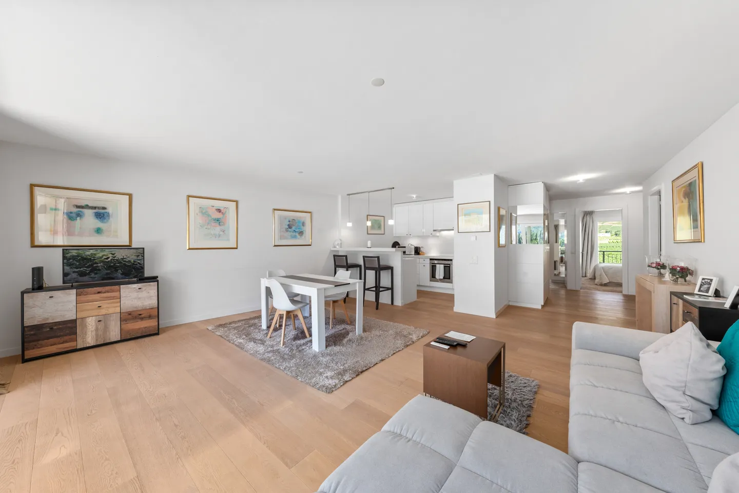 SAILLON - DIE BÄDER VON SAILLON - 3,5 ZIMMER HOCHWERTIGE WOHNUNG - Foto 5 von 13