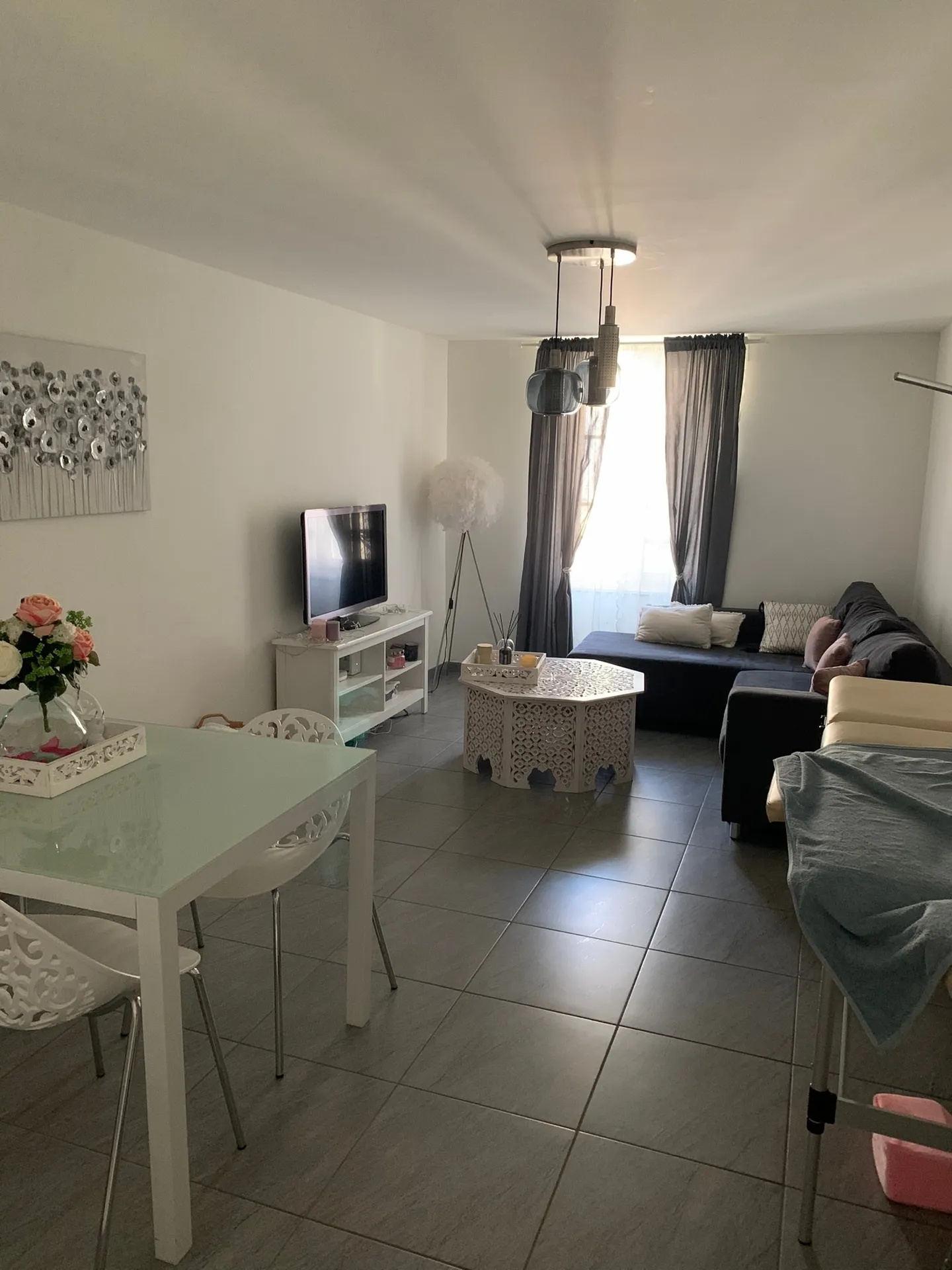 Vevey - rue d'Italie 41 - 2.5 room apartment on the 3rd floor - Photo 3 of 4