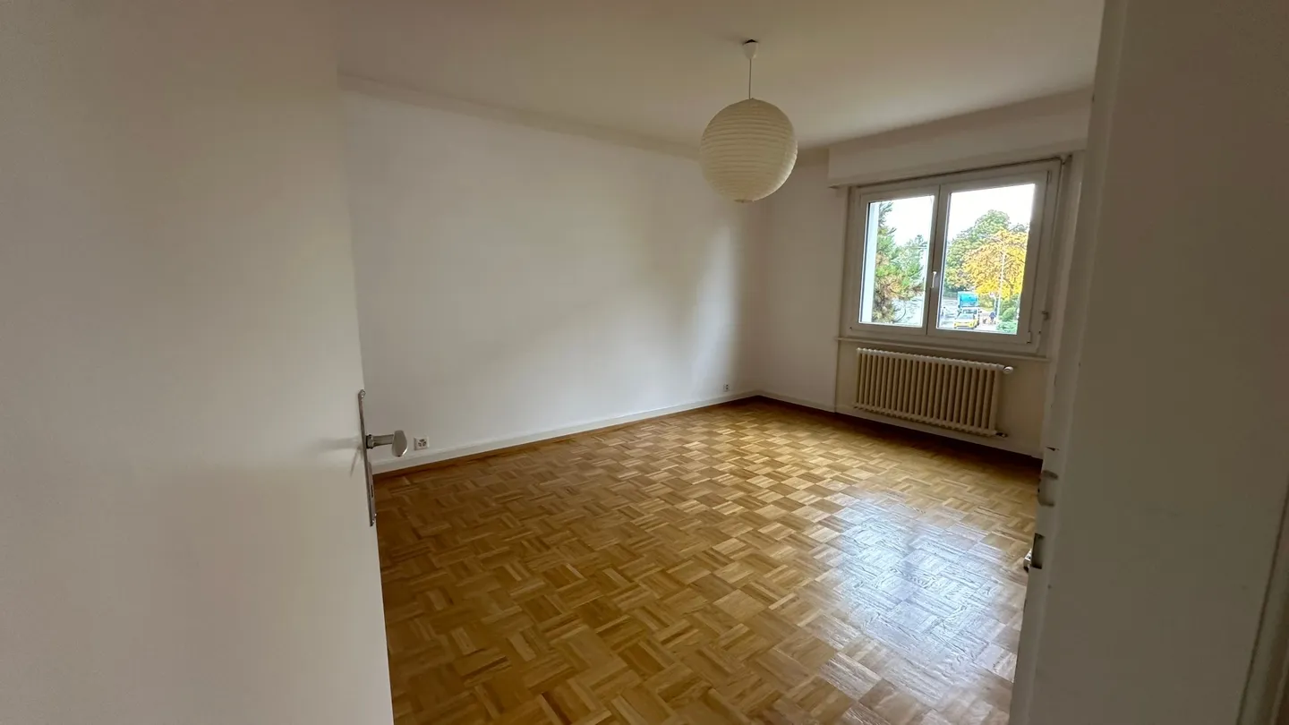 Appartement Charmant avec Vue sur le Lac - Photo 5 sur 6