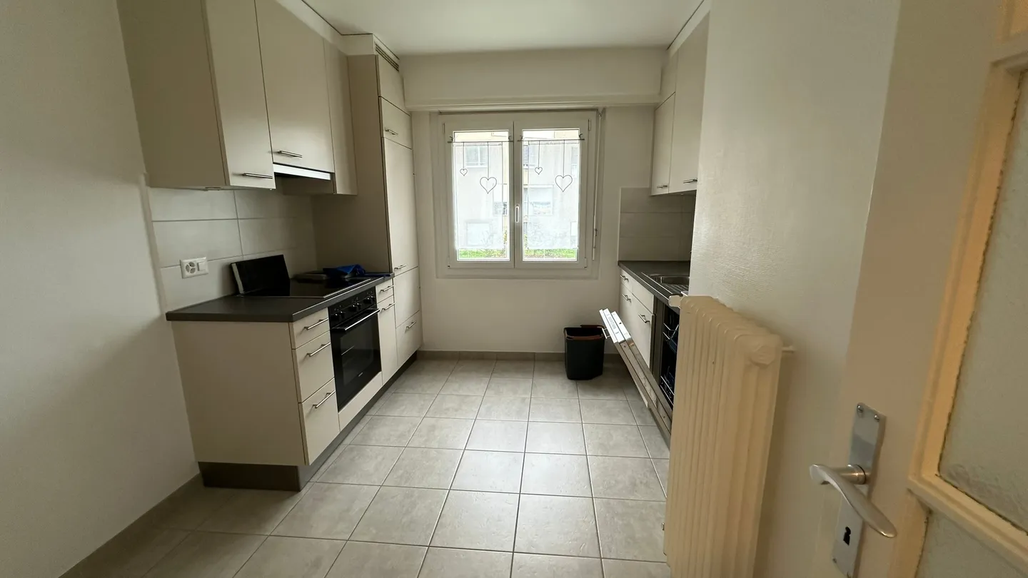 Appartement Charmant avec Vue sur le Lac - Photo 1 sur 6