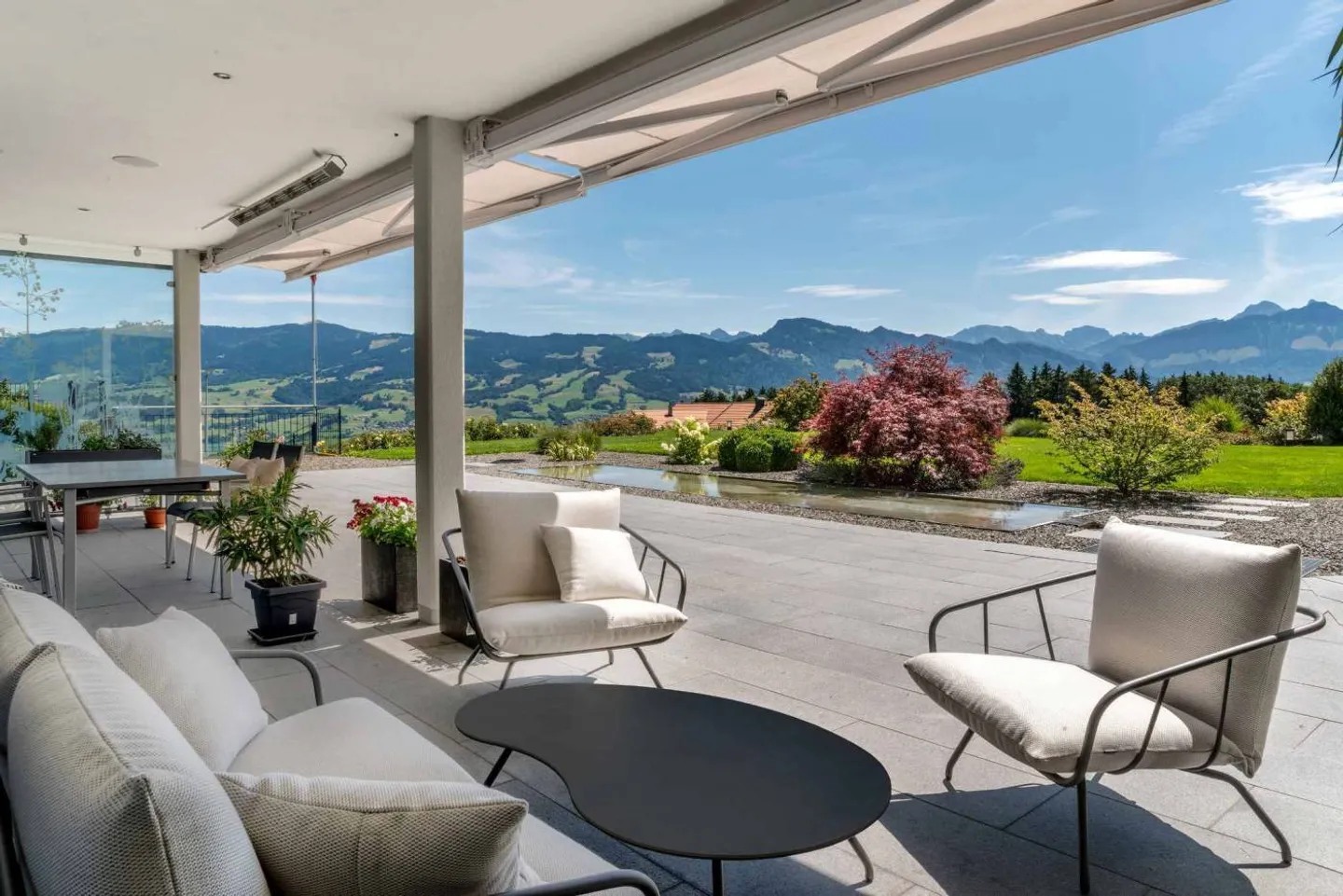 SORENS - DIVINE PROPERTY OF 10 ROOMS WITH UNOBSTRUCTED VIEW - Photo 3 of 13