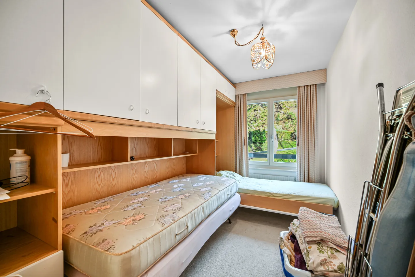 MONTREUX - GERÄUMIGE 4.5 ZIMMER MIT UNVERBAUBAREM BLICK - Foto 9 von 11