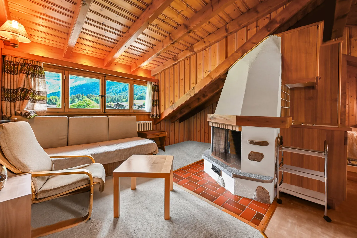 LES DIABLERETS - GEMÜTLICHE 2,5-ZIMMER-WOHNUNG IM DACHGESCHOSS - Foto 2 von 13