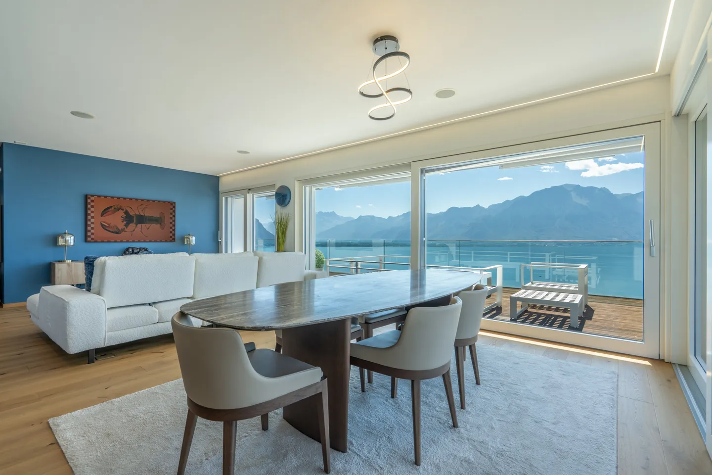 MONTREUX - ATTIQUE EXCEPTIONNEL AVEC VUE PANORAMIQUE - Foto 6 von 11