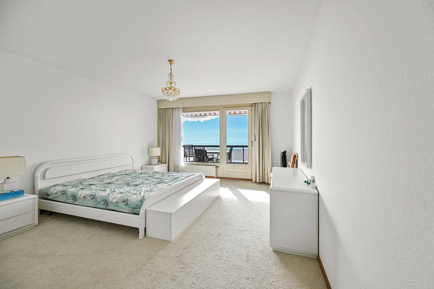 MONTREUX - SPACIEUX 4.5 PIECES AVEC VUE IMPRENABLE - Foto 6 di 11