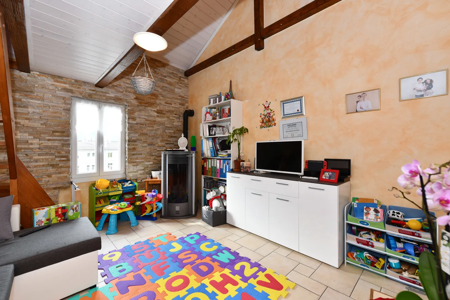 FULLY -  BAISSE DE PRIX - CHARMANTE MAISON VILLAGEOISE 3.5 PIECES - Photo 3 of 12