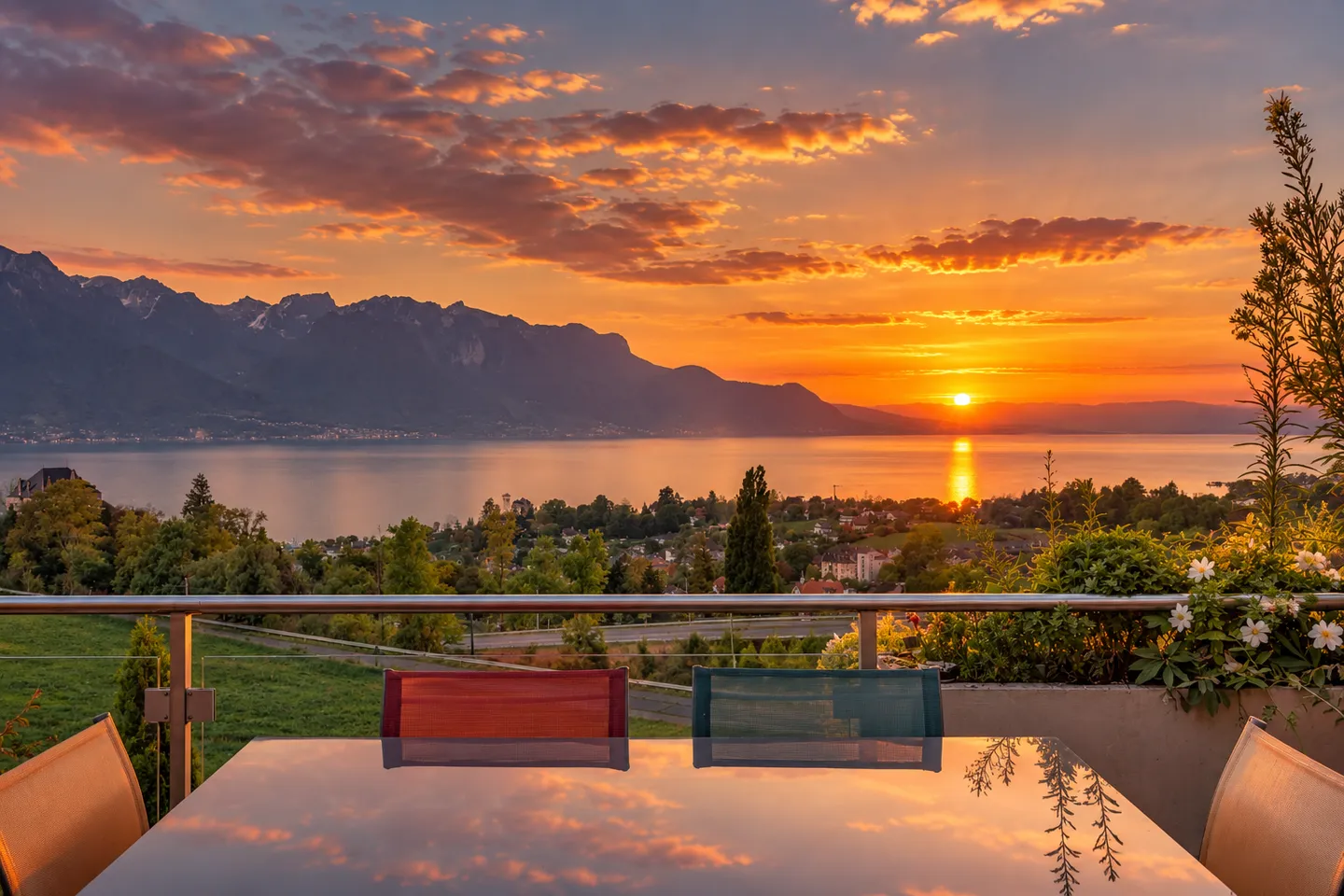 MONTREUX - CONTIGUOUS VILLA WITH PANORAMIC VIEW - Photo 1 of 11