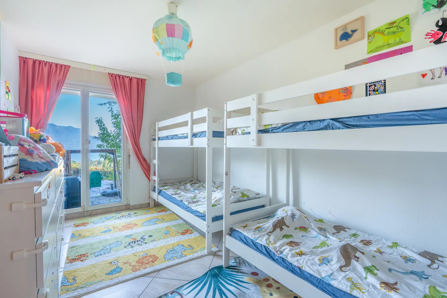 MONTREUX - CONTIGUOUS VILLA WITH PANORAMIC VIEW - Photo 8 of 11