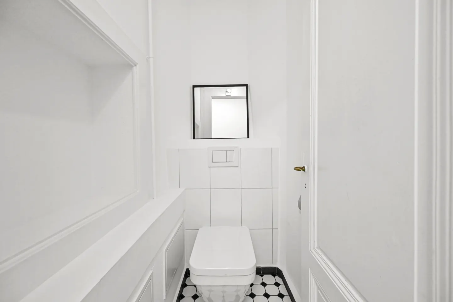 VEVEY - BY THE LAKE, EXCEPTIONAL 4.5 ROOMS - Photo 10 of 10