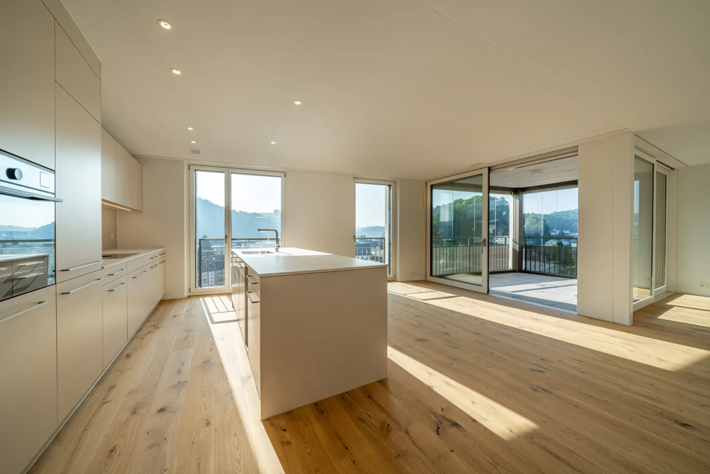Prima occupazione - Appartamento attico nel centro di Willisau - Foto 2 di 9