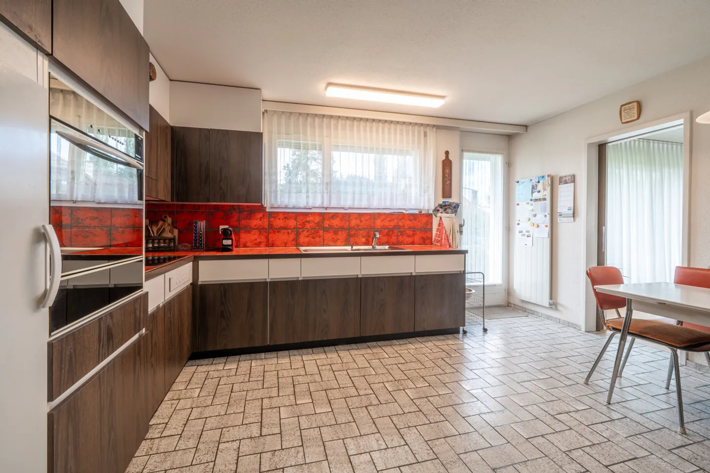 Freistehendes Einfamilienhaus mit viel Potenzial - Foto 3 von 11
