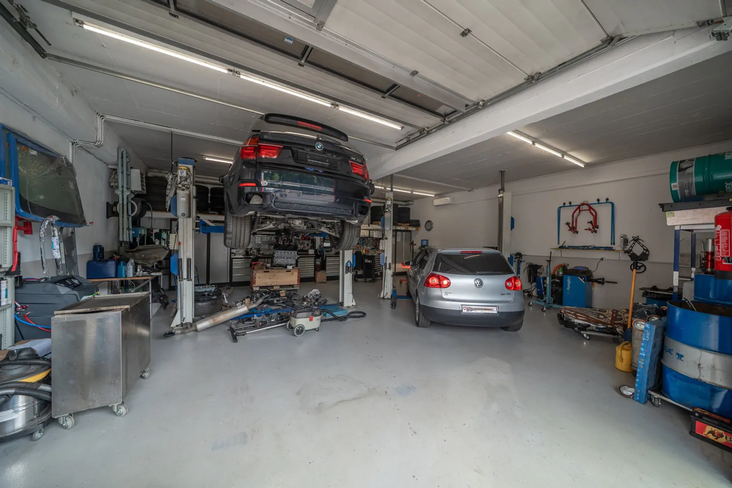 Central Residential and Commercial Property - Photo 6 of 7