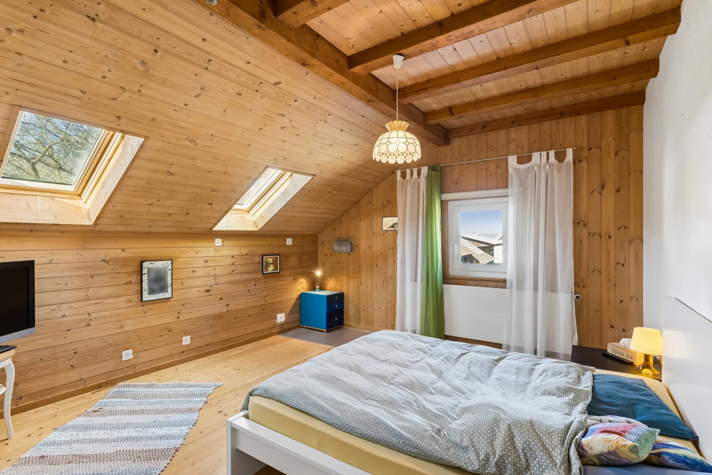 Familientraum mit grossem Garten und Potenzial - Foto 3 von 8