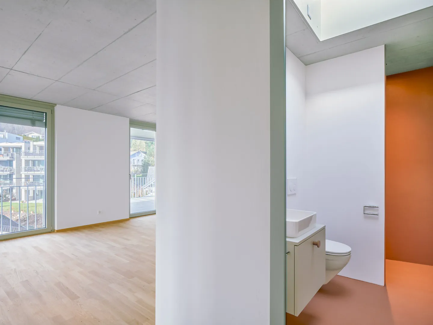 Moderne Attikawohnung mit Terrasse - Foto 2 von 6