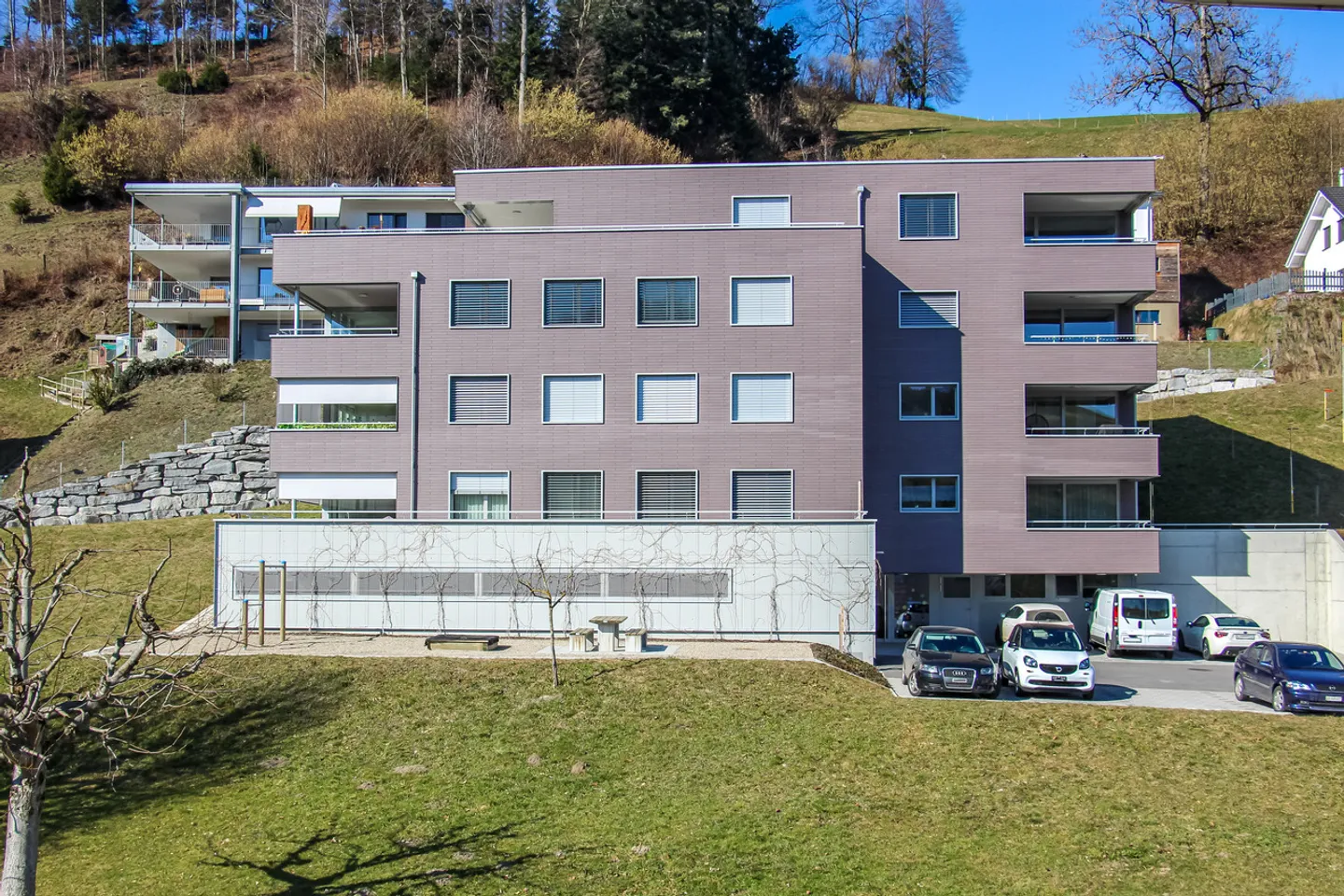 Well-kept, sunny and spacious 4 1/2-room apartment - Photo 2 of 7