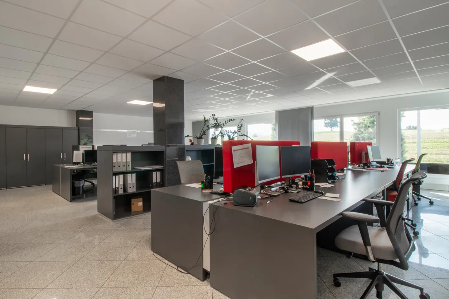 Proprietà di investimento completamente affittata in proprietà STW in una posizione privilegiata - Foto 9 di 10