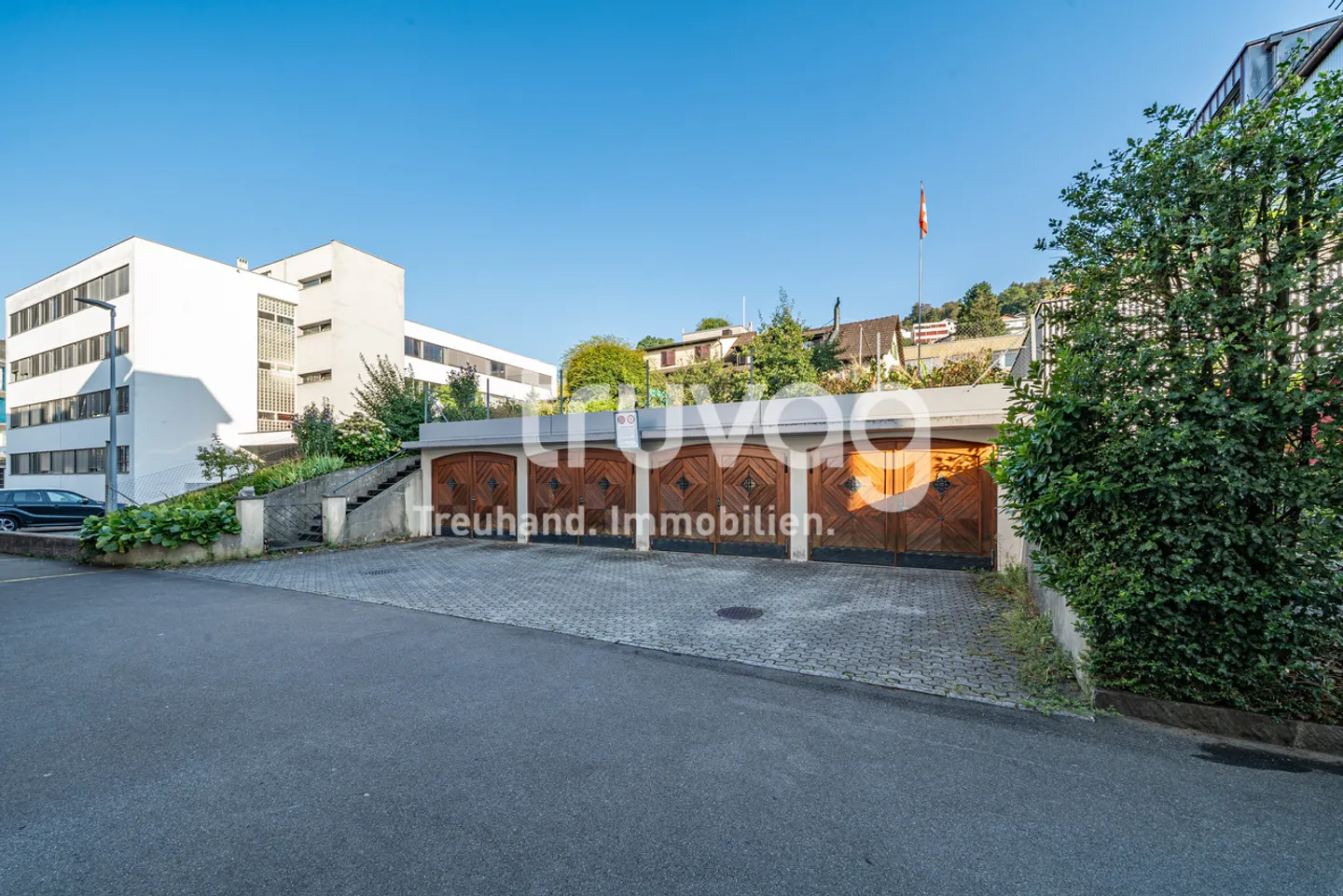 Terrain de 700 m² avec un potentiel de développement attractif - Photo 6 sur 8