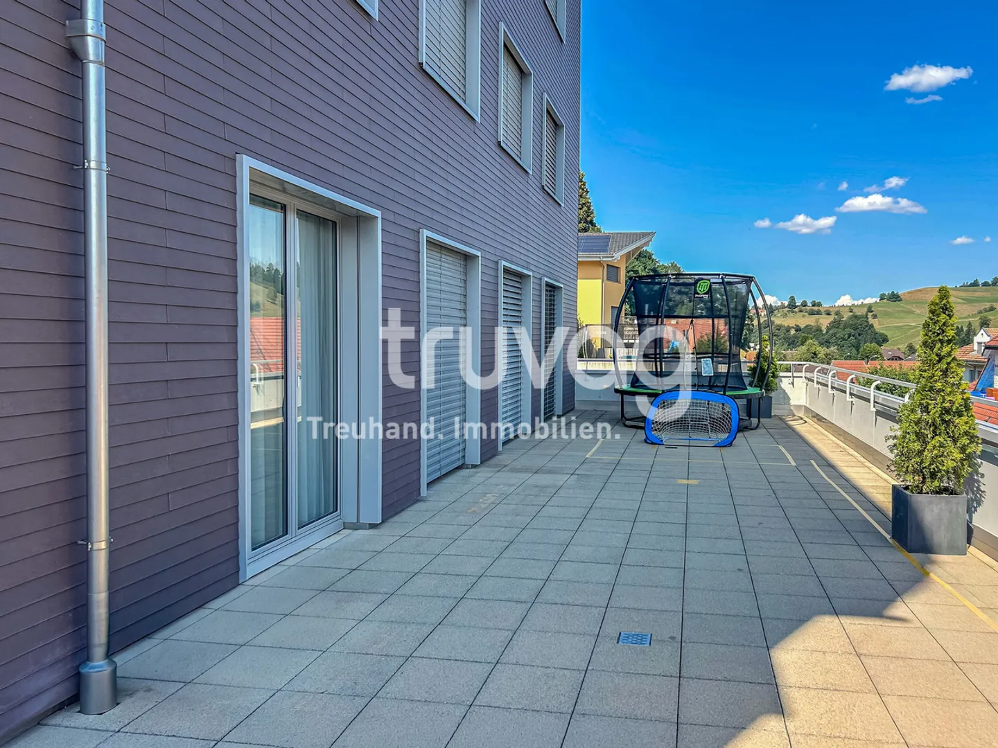 Appartement 4 1/2 pièces bien entretenu, ensoleillé et spacieux - Photo 6 sur 7