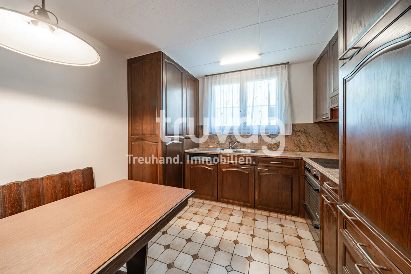 Semi-detached house with building land reserve - Photo 6 of 12